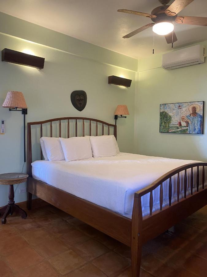 Tranquility Beach Suites Placencia Habitación foto